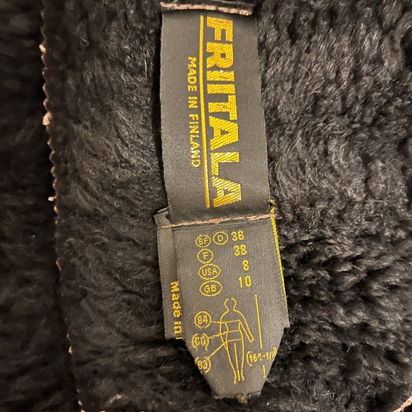 Fritala brown suede shearling coat with black trim, made in Finland - Picture 5 of 10